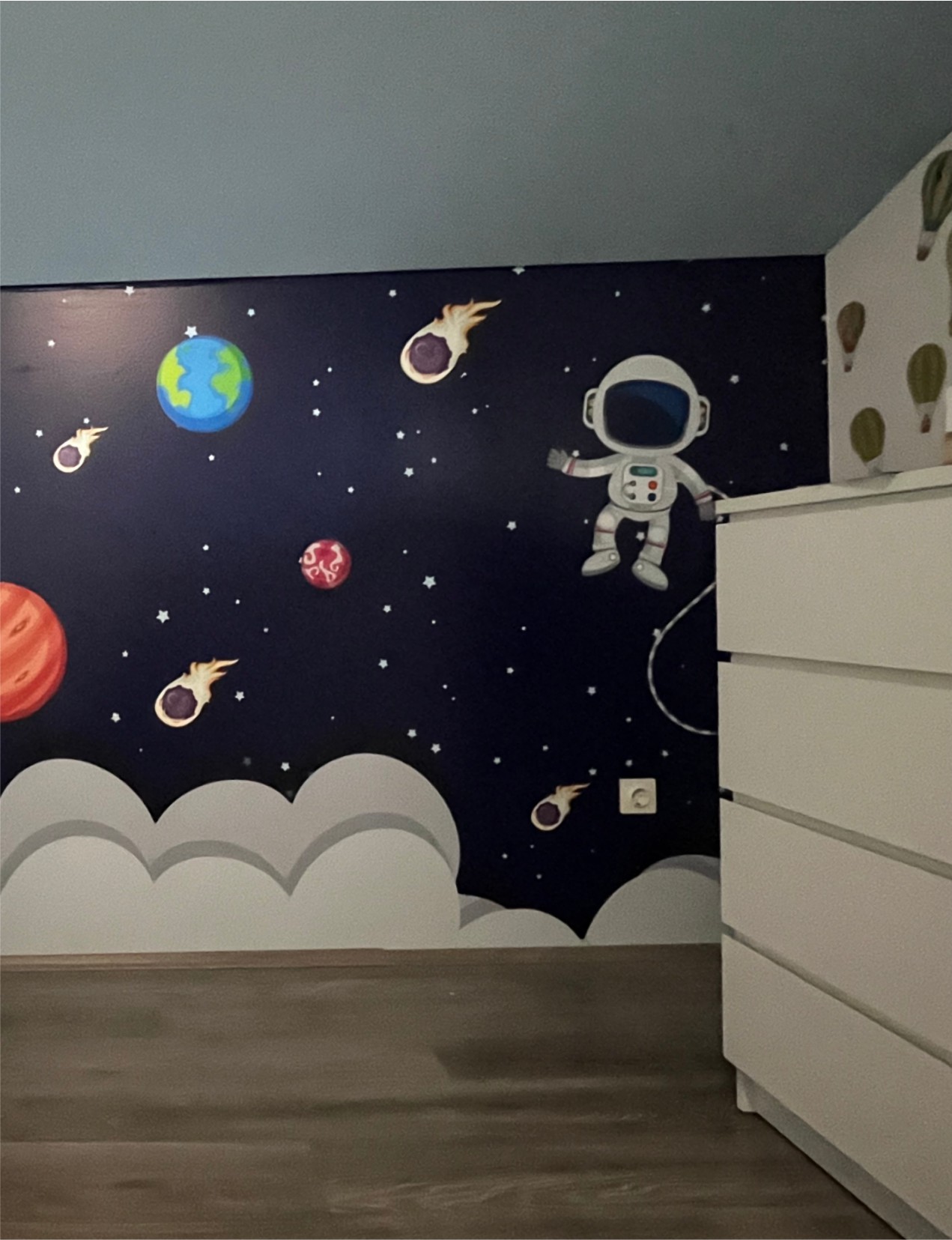 glatka_zidna_fototapeta_samoljepljiva